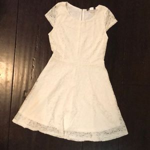 White lace dress